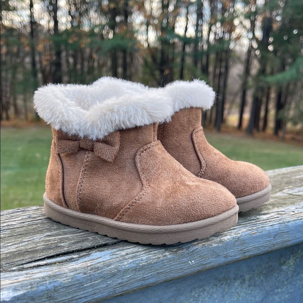 Faux Shearling Boots Tan Suede Faux Fur Lining with Bows